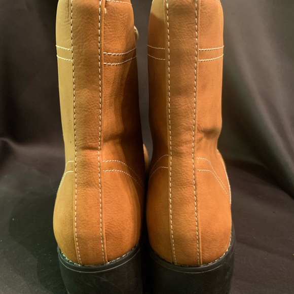 Seven7 women’s size 10 lace up high ankle combat style boots - Picture 5 of 10